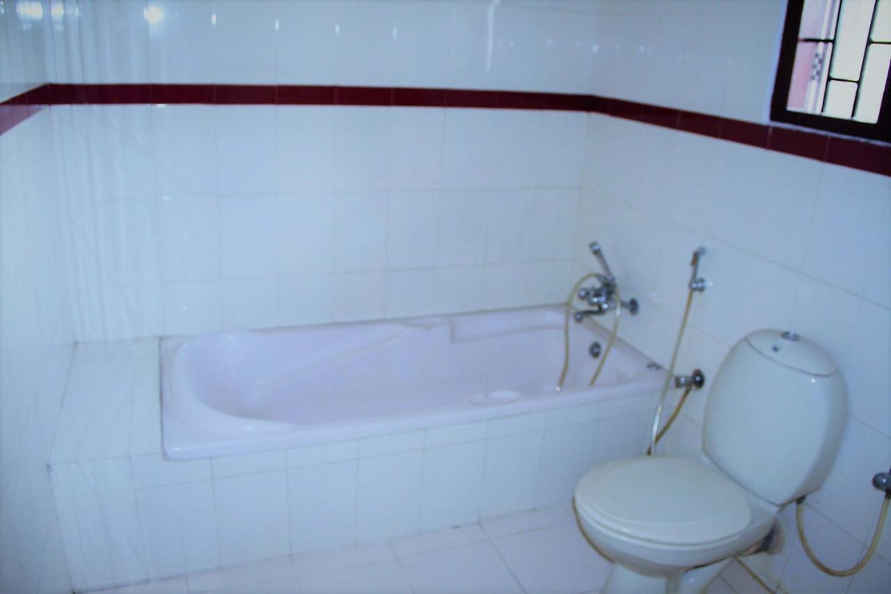 East Coast Otel Thiruvananthapuram Dış mekan fotoğraf