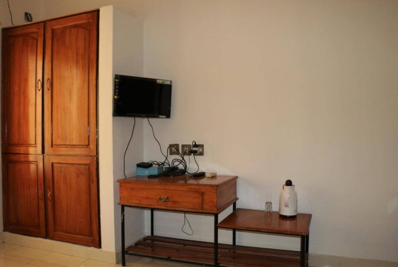 East Coast Otel Thiruvananthapuram Dış mekan fotoğraf