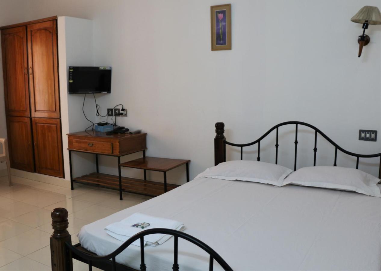 East Coast Otel Thiruvananthapuram Dış mekan fotoğraf