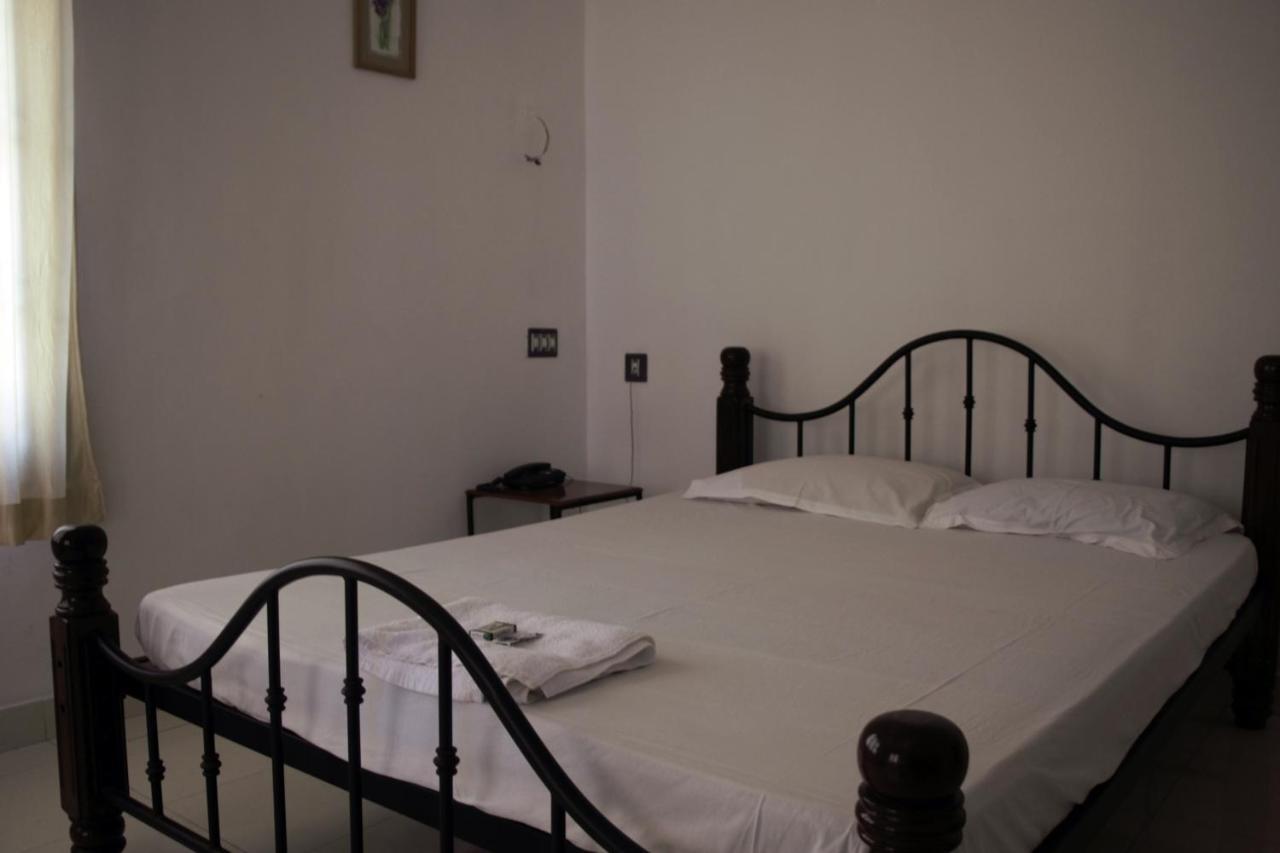 East Coast Otel Thiruvananthapuram Dış mekan fotoğraf