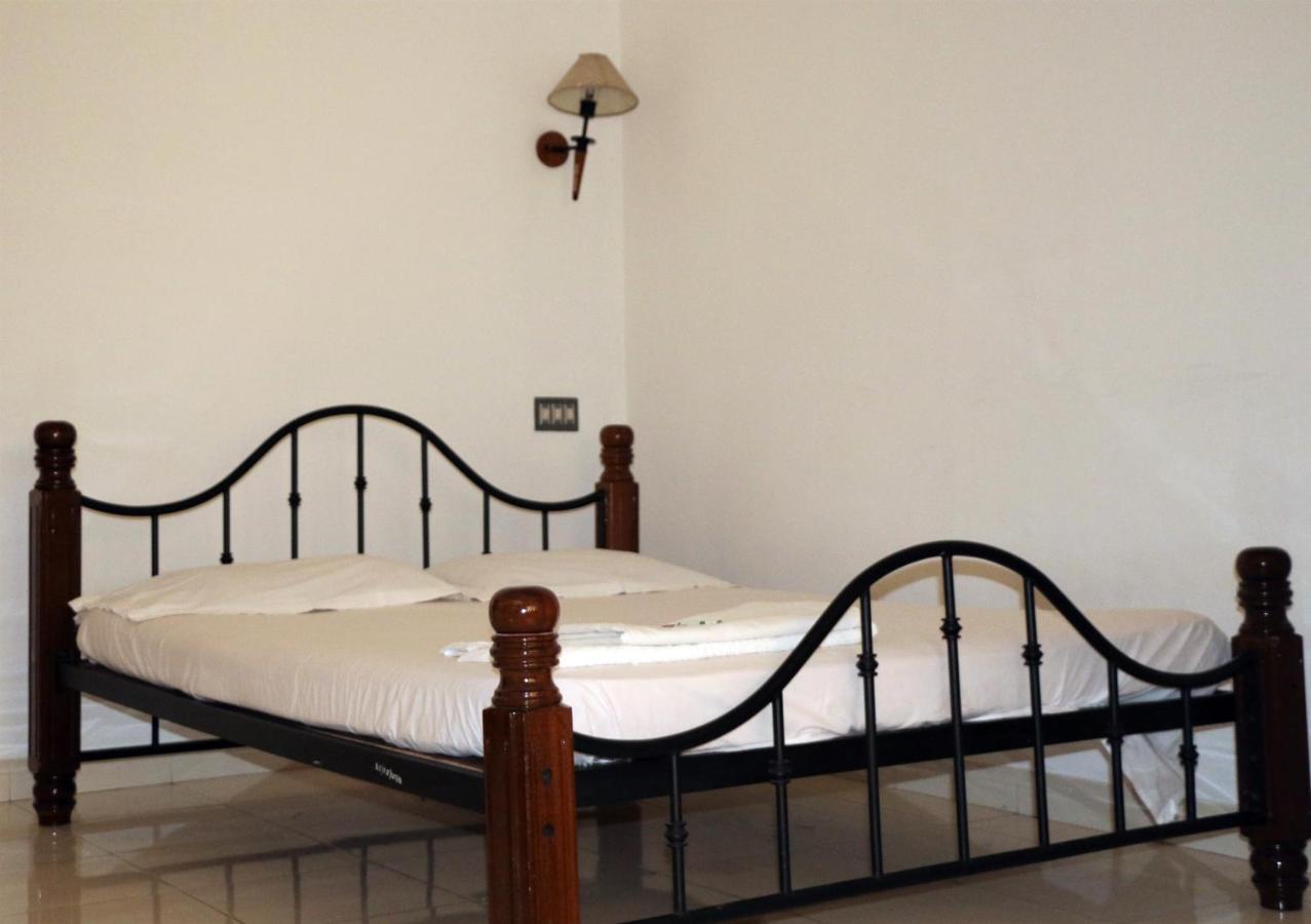 East Coast Otel Thiruvananthapuram Dış mekan fotoğraf