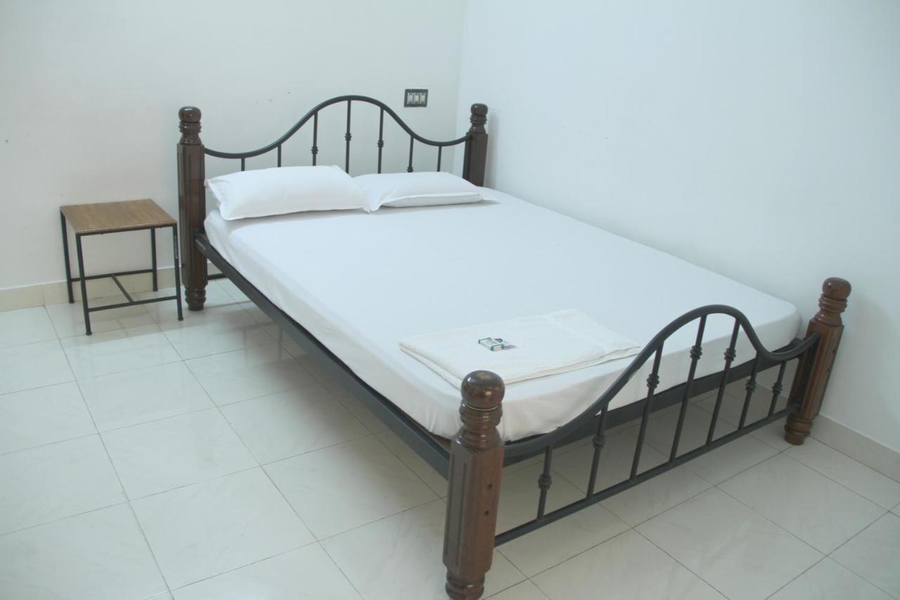 East Coast Otel Thiruvananthapuram Dış mekan fotoğraf