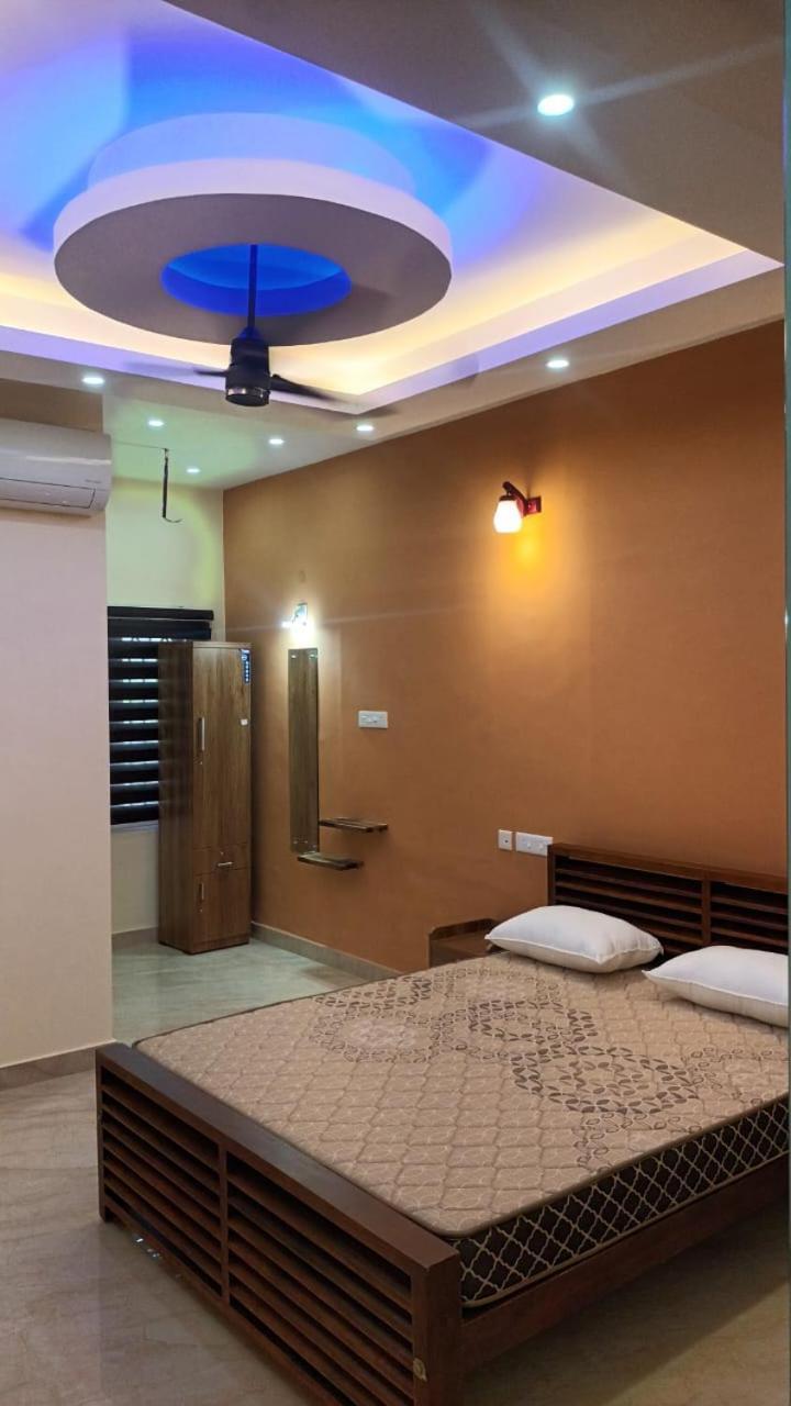 East Coast Otel Thiruvananthapuram Dış mekan fotoğraf